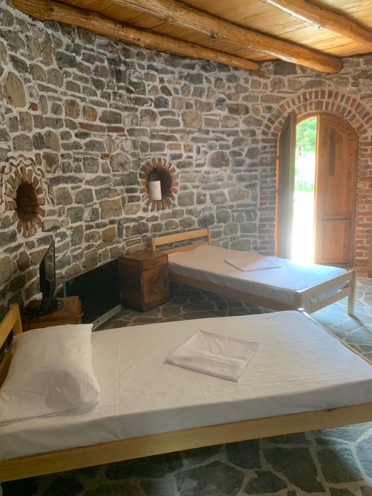Dibra Park Agrotourism Hotell Peshkopi Eksteriør bilde