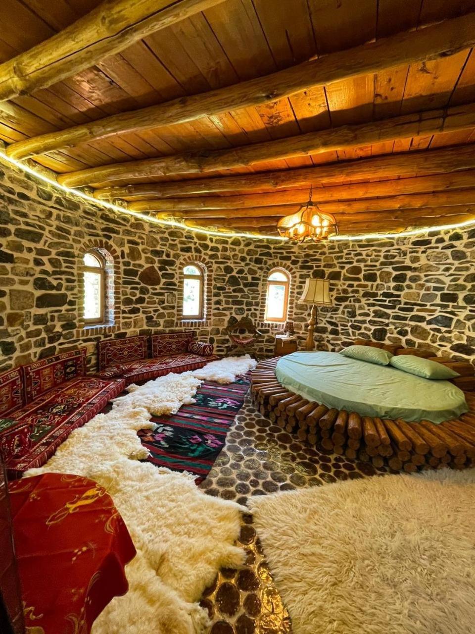 Dibra Park Agrotourism Hotell Peshkopi Eksteriør bilde
