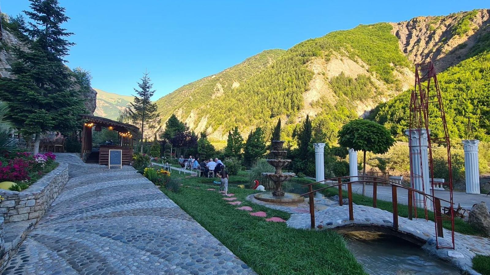 Dibra Park Agrotourism Hotell Peshkopi Eksteriør bilde